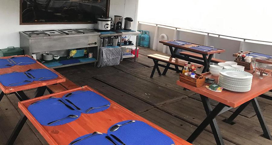Resolute-2019-Dining-area-Asiaqua
