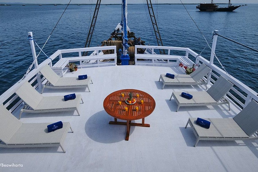 Pearl Of Papua Sundeck Asiaqua