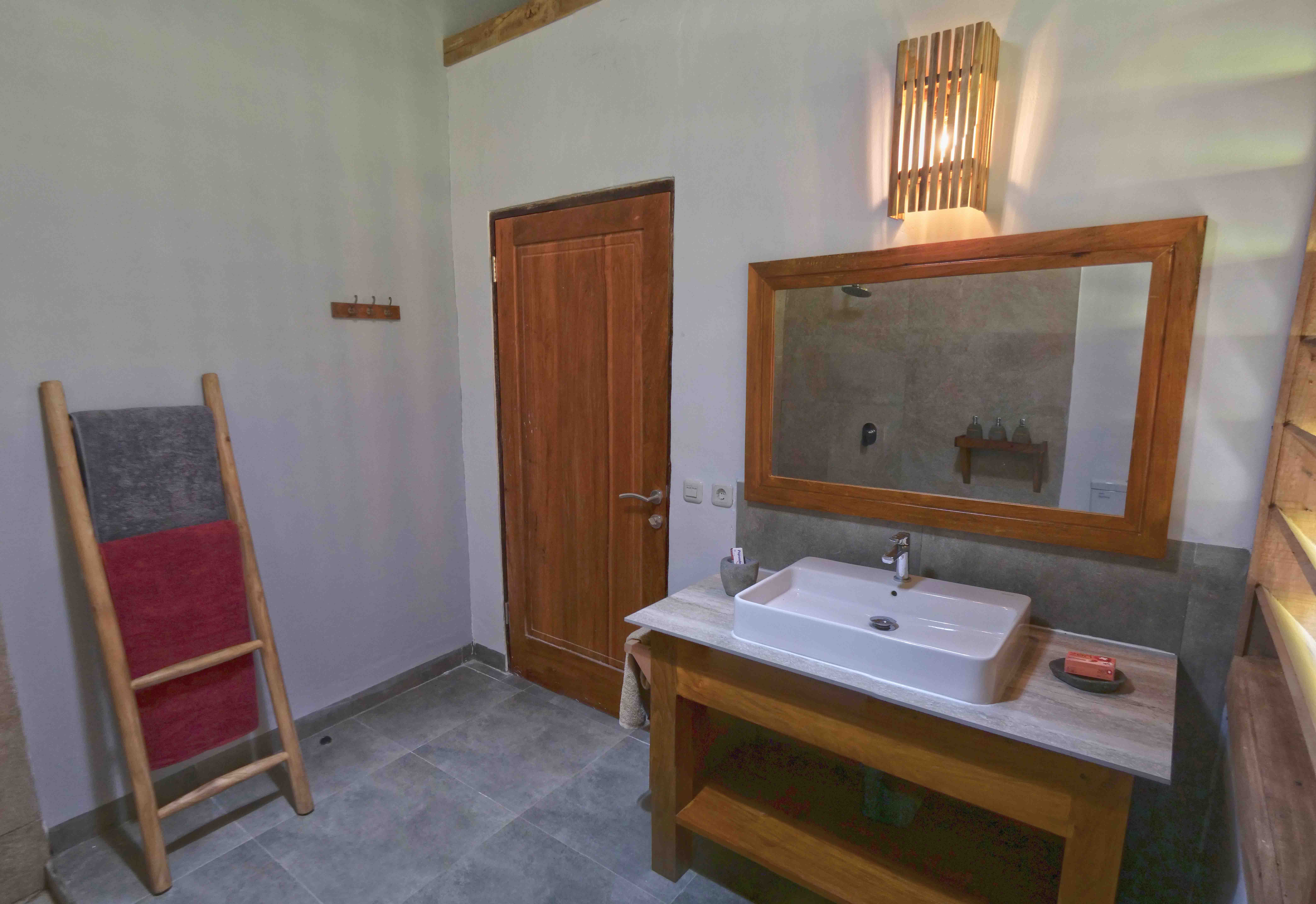 Ambon-Dive-Resort-Salle-de-Bain-Asiaqua