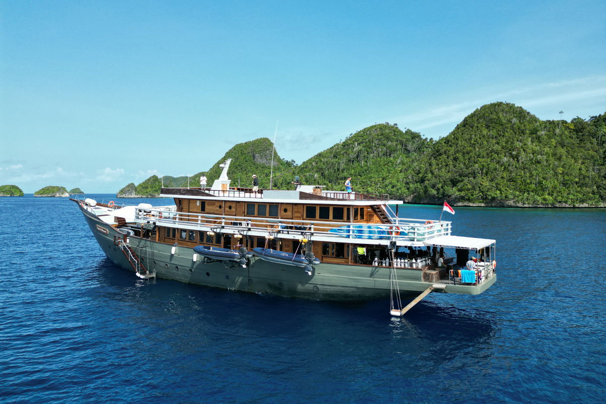 Emperor Harmoni en navigation en Indonésie